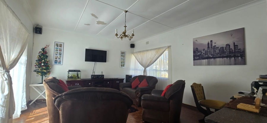 3 Bedroom Property for Sale in Songloed North West